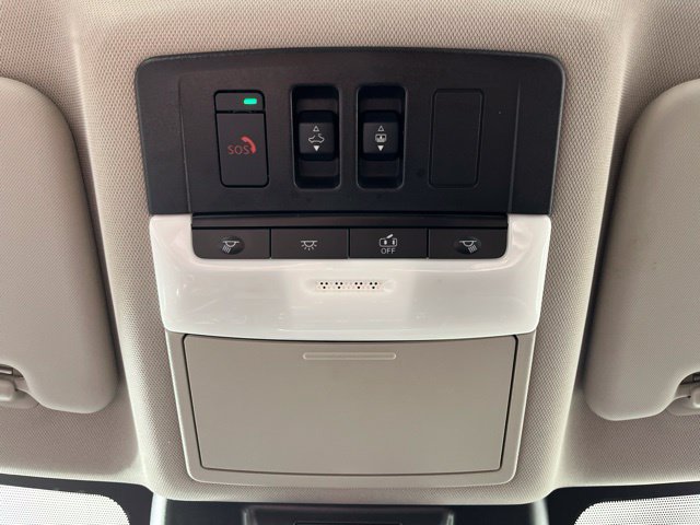 Used 2023 Nissan Rogue SV w/ SV Premium B Package FWD image 35