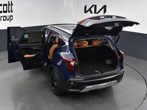 Certified 2026 Kia Seltos EX w/ EX Sunroof Package FWD image 31