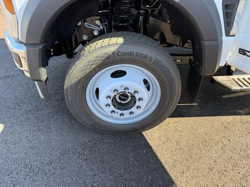 New 2026 Ford F550 4x4 Supercab Super Duty image 17