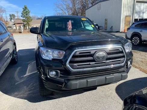 Used 2019 Toyota Tacoma SR5 image 6