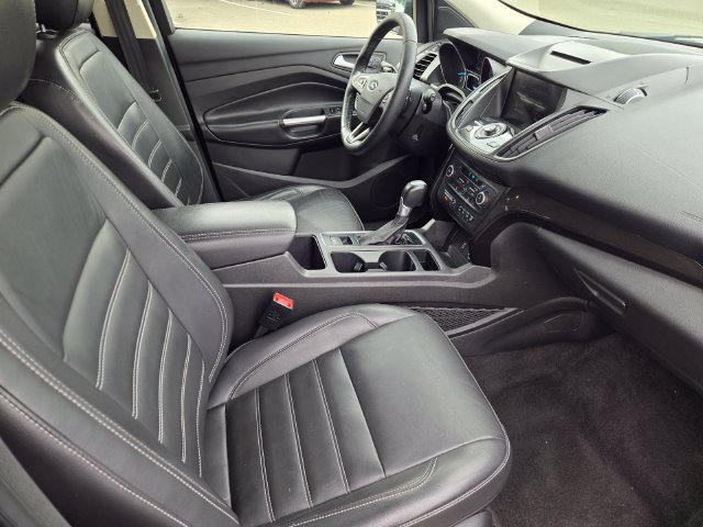 Used 2018 Ford Escape Titanium AWD/4WD image 13