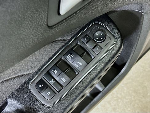 Used 2022 Dodge Charger R/T w/ Blacktop Package image 20