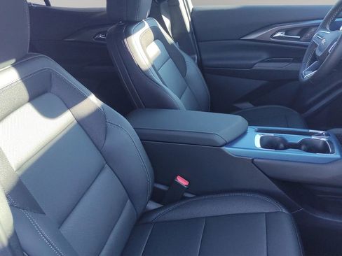 New 2026 Chevrolet Equinox EV LT image 16