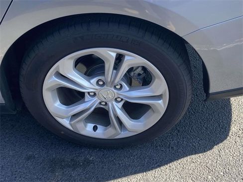 Used 2025 Honda Accord LX image 6