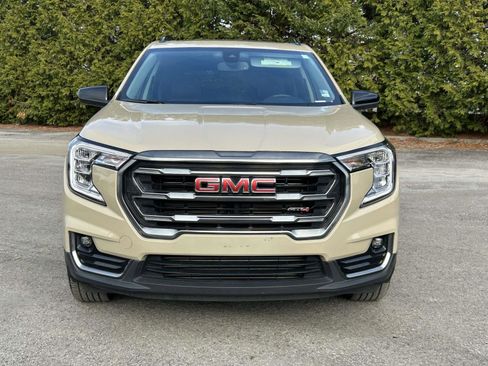 Used 2023 GMC Terrain AT4 w/ Infotainment Package II image 8