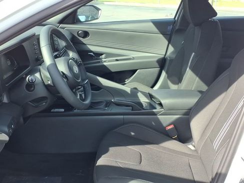 New 2026 Hyundai Elantra Sport FWD image 19