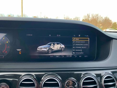 Used 2020 Mercedes-Benz S 560 S 560 Sedan 4D image 24