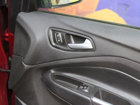 Used 2018 Ford Escape SE AWD/4WD image 11