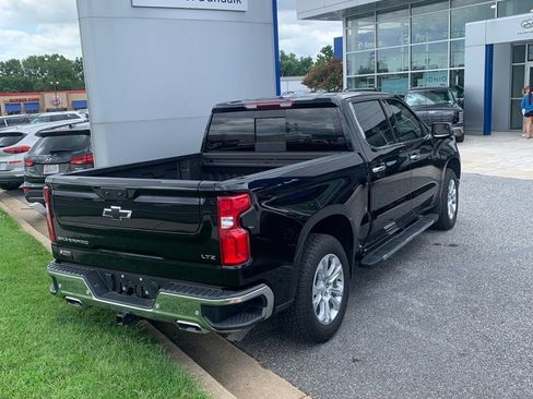 Used 2025 Chevrolet Silverado 1500 LTZ w/ LTZ Premium Package AWD/4WD image 6