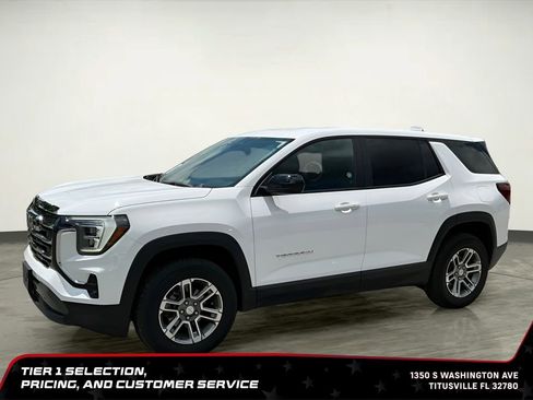 Used 2025 GMC Terrain Elevation AWD/4WD image 2