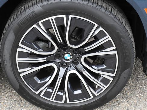 Certified 2025 BMW X3 xDrive30i w/ Convenience Package image 4