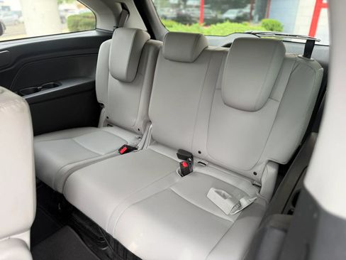 Used 2018 Honda Odyssey EX-L image 13