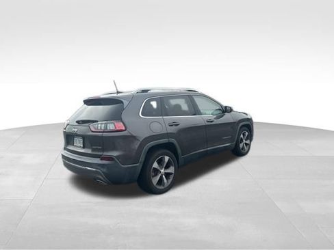 Used 2019 Jeep Cherokee Limited FWD image 9