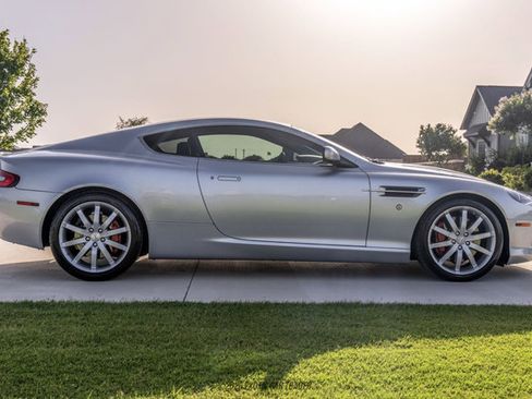 Used 2005 Aston Martin DB9 Coupe RWD image 9