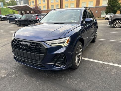 Used 2021 Audi Q3 2.0T Premium Plus w/ Premium Plus Package AWD/4WD image 1