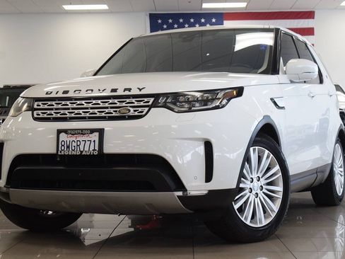 Used 2017 Land Rover Discovery HSE AWD/4WD image 3