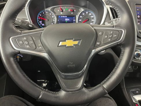 Used 2022 Chevrolet Equinox LT w/ Driver Convenience Package AWD/4WD image 23