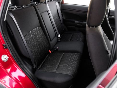 Used 2024 Mitsubishi Outlander Sport AWD image 36