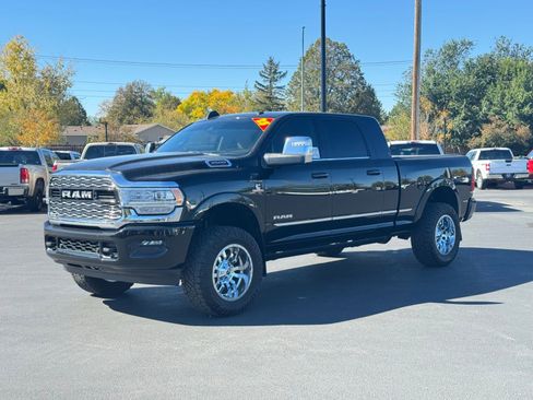 Used 2023 RAM 3500 Limited image 12