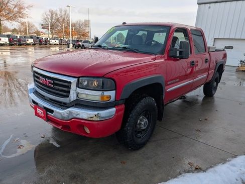 Used 2005 GMC Sierra 2500 SLE w/ Skid Plate Package image 29