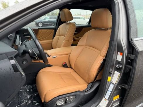 Certified 2021 Lexus LS 500 AWD w/ Accessory Package (Z2) image 16