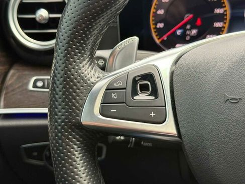 Used 2018 Mercedes-Benz E 63 AMG S image 30