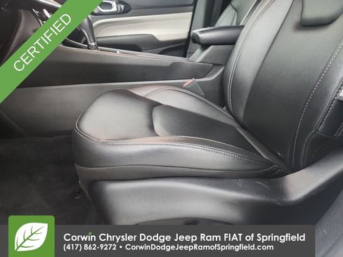 Certified 2025 Jeep Compass Limited AWD/4WD image 19