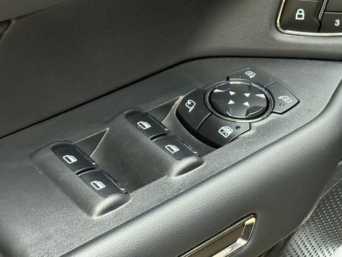 Used 2023 Ford Expedition Max Platinum image 25