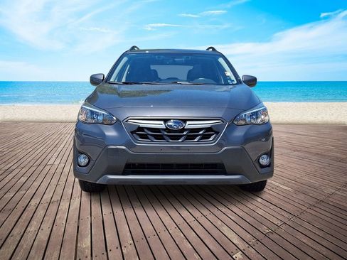Used 2023 Subaru Crosstrek 2.0i Premium AWD/4WD image 2