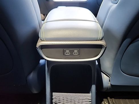 Used 2023 Genesis GV60 Performance AWD/4WD image 32