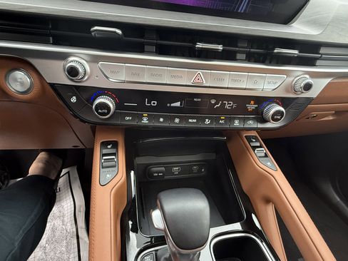 Used 2023 Kia Telluride EX X-Line image 24