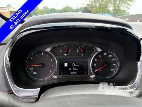 Used 2023 Chevrolet Traverse RS w/ LPO, Floor Liner Package AWD/4WD image 17