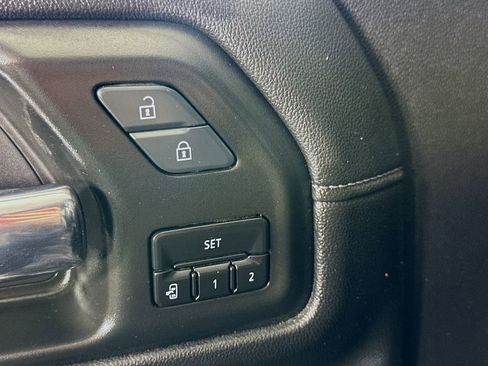 Used 2021 GMC Sierra 1500 Denali w/ Denali Ultimate Package image 21