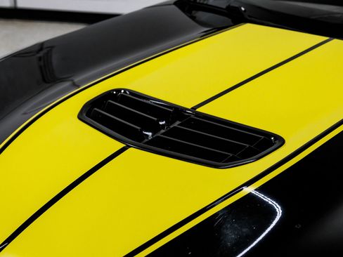 Used 2020 Chevrolet Camaro SS image 58