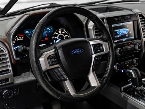 Used 2015 Ford F150 Platinum w/ Equipment Group 701A Luxury AWD/4WD image 23