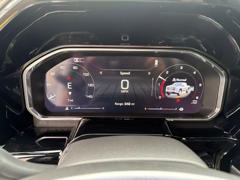 New 2026 GMC Sierra 1500 SLT w/ SLT Convenience Package image 16