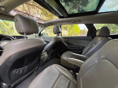 Used 2013 Hyundai Santa Fe Limited w/ Technology Pkg image 11