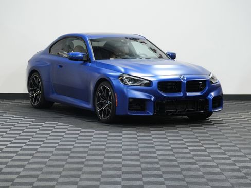 Used 2024 BMW M2 w/ Lighting Package image 5