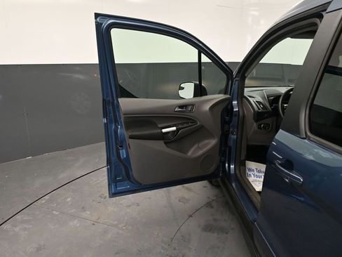 Used 2019 Ford Transit Connect XLT image 23