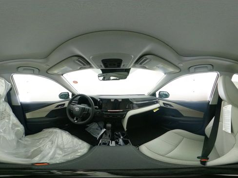 New 2026 Toyota Camry XLE AWD/4WD image 60