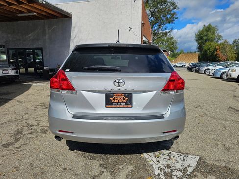 Used 2011 Toyota Venza w/ Premium Pkg #2 image 4