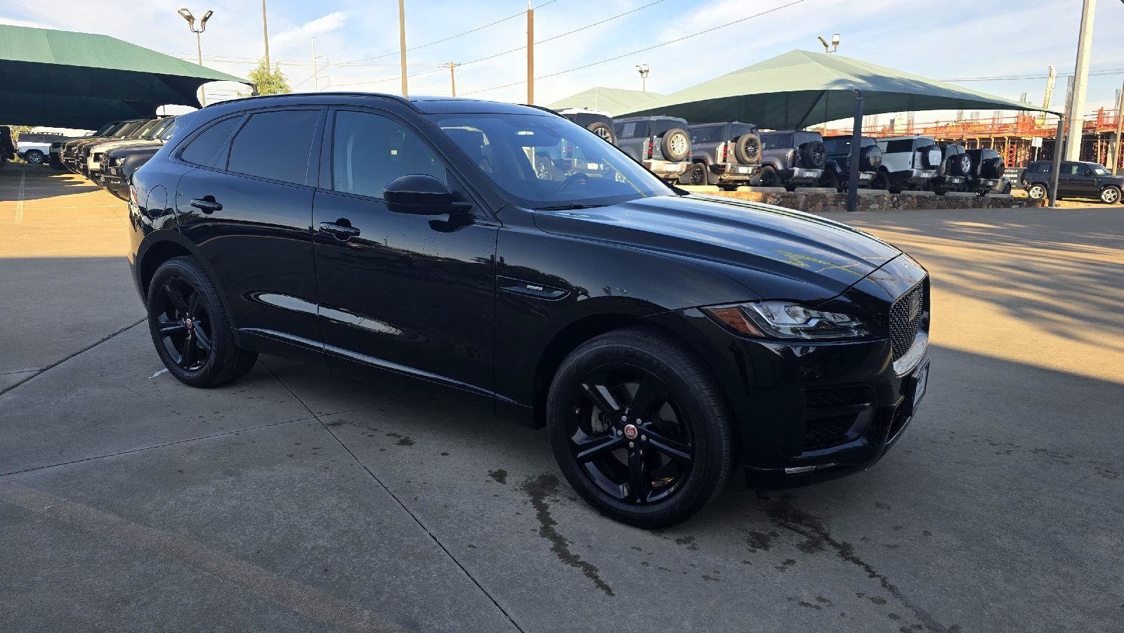 Used 2019 Jaguar F-PACE R-Sport AWD/4WD image 5