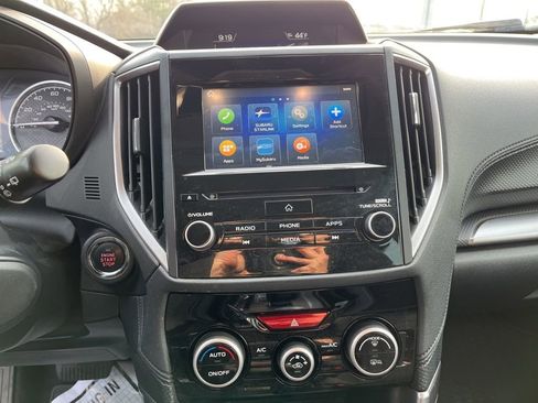 Used 2023 Subaru Forester Premium image 21