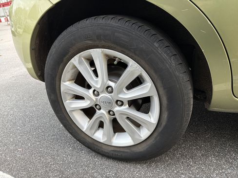 Used 2013 Kia Soul + image 14