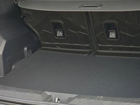 New 2026 Subaru Crosstrek 2.0i Premium AWD/4WD image 9