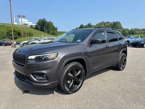 Used 2021 Jeep Cherokee Latitude Plus AWD/4WD image 1