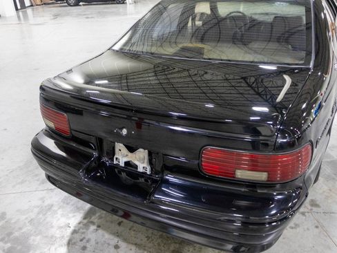 Used 1995 Chevrolet Impala SS RWD image 21