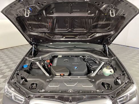 Used 2025 BMW X4 xDrive30i w/ Premium Package AWD/4WD image 6
