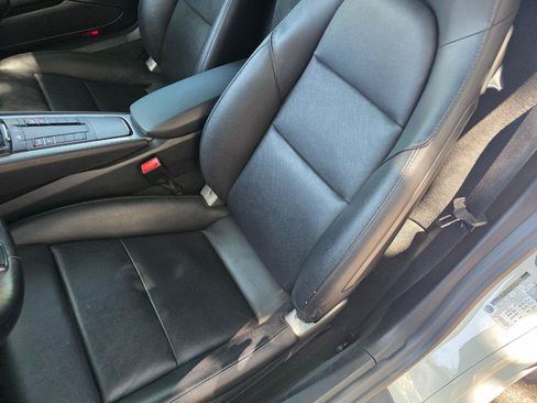 Used 2018 Porsche 718 Cayman RWD image 32