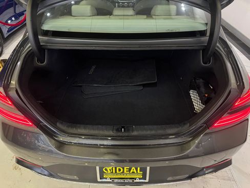 Used 2023 Genesis G70 2.0T image 25